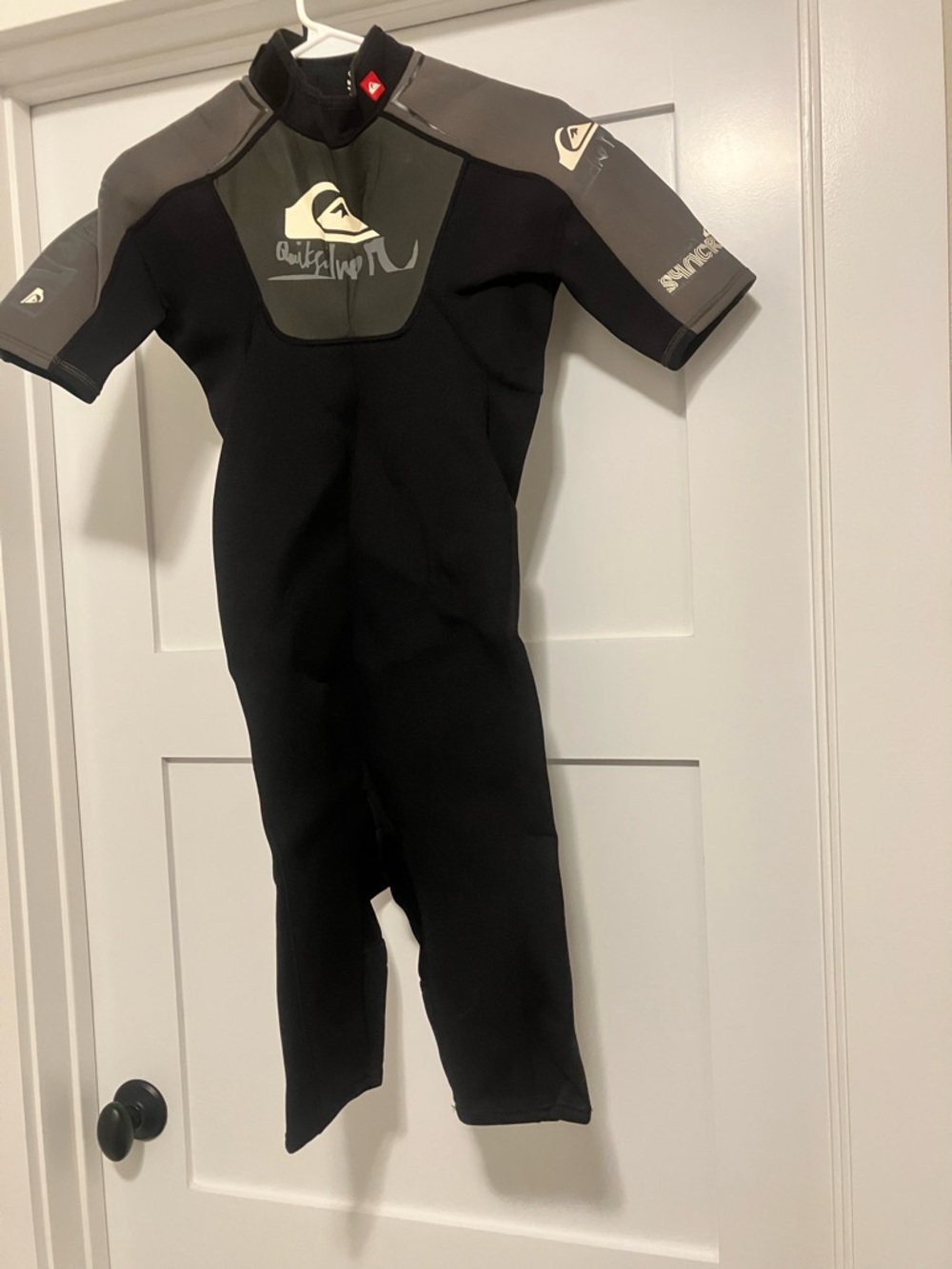 NWT Quiksilver Men’s 2/2 Syncro Shorty Spring Suit ( Size S/48)